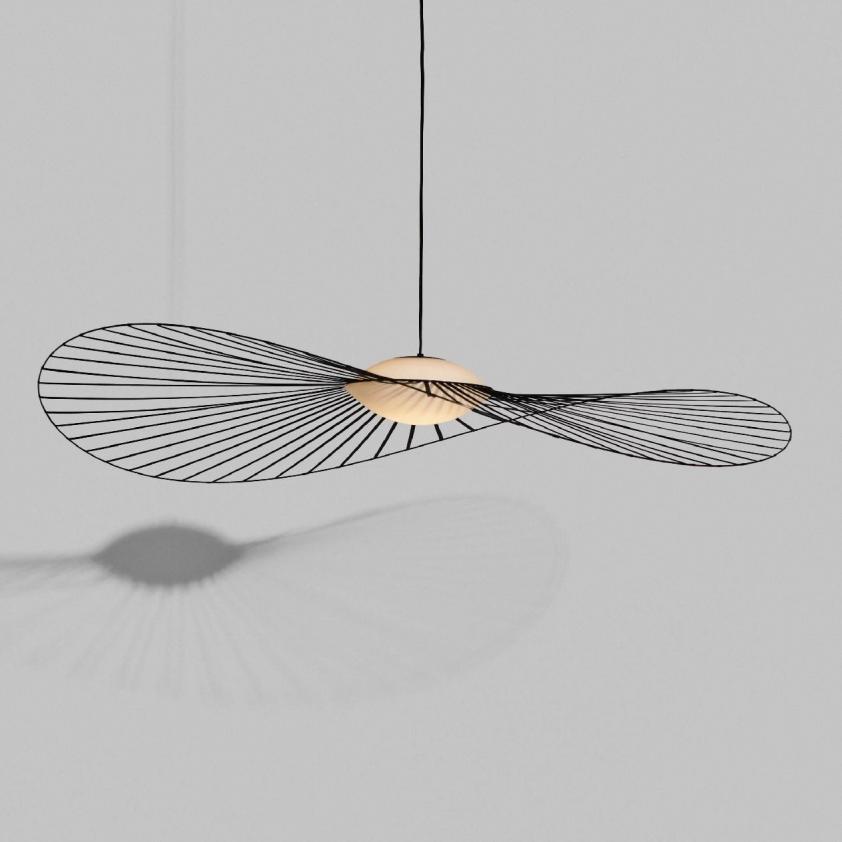 Lustre Nova, Petite Friture