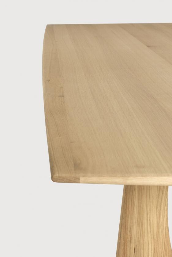 Table Geometric en chêne, Ethnicraft