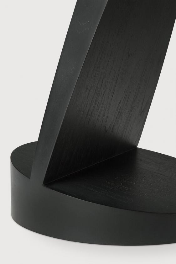 Table d&#039;appoint Oblic en teck noir, Ethnicraft