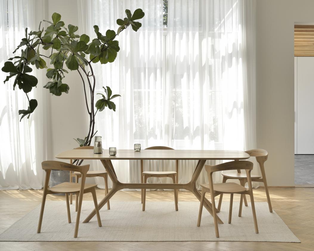 Table X en chêne, Ethnicraft