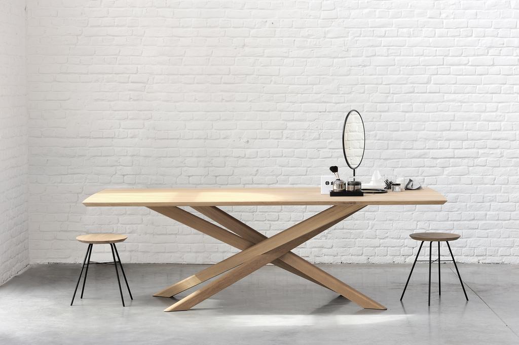 Table Mikado en chêne, Ethnicraft