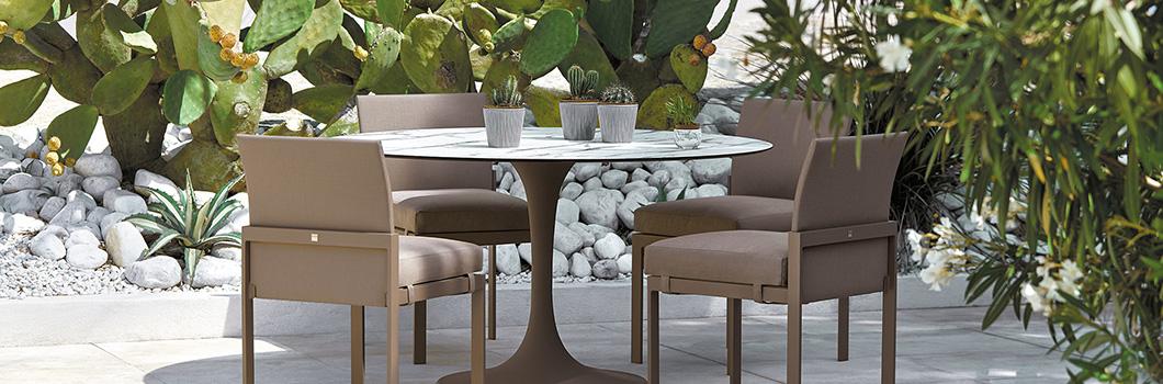 Lot de 2 chaises repas KOMFY avec coussins, Sifas