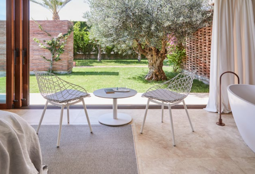 Chaise Canasta, Musola
