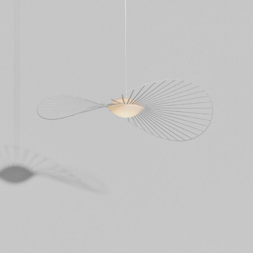 Lustre Nova, Petite Friture