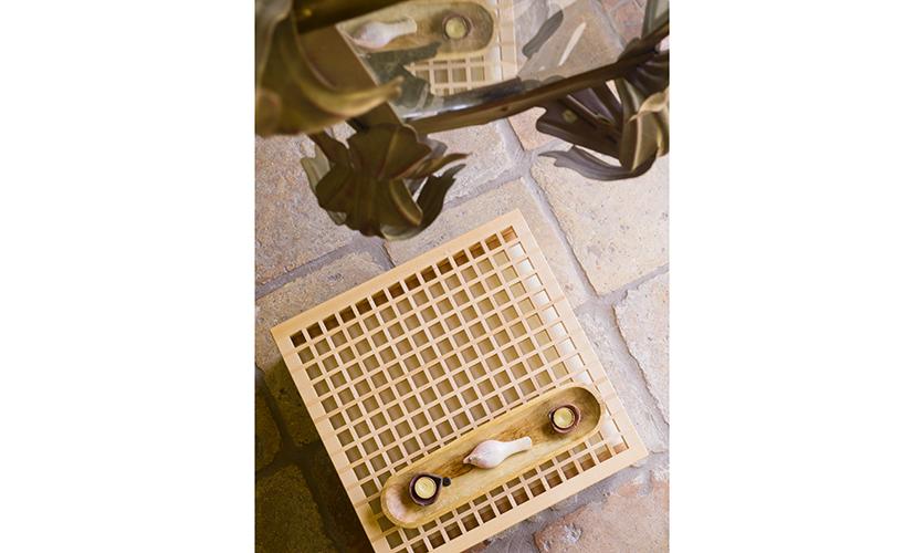 Table basse Tetra, Sculptures jeux