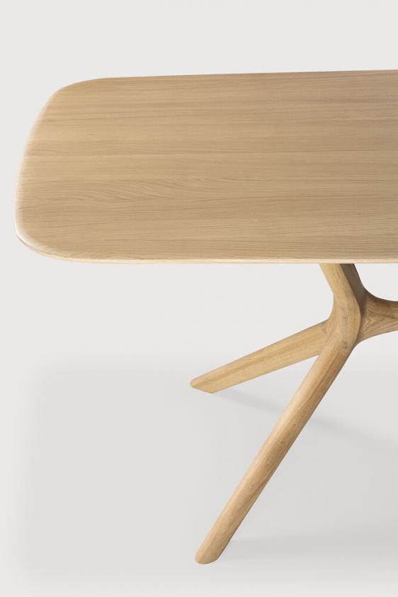 Table X en chêne, Ethnicraft