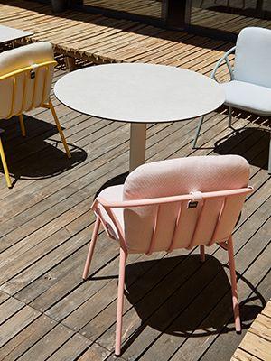 Table LEMON avec pied central, Musola