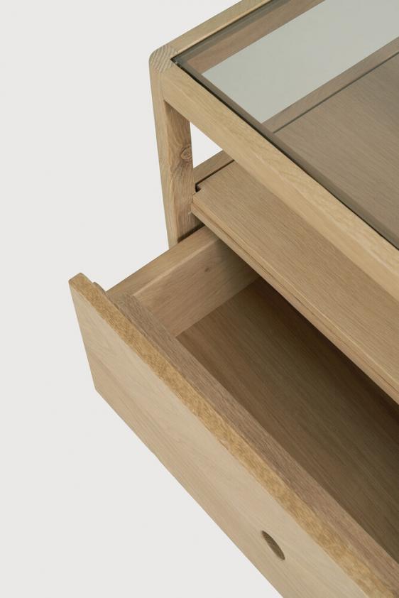 Table de chevet Spindle en chêne, Ethnicraft
