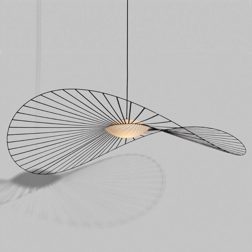 Lustre Nova, Petite Friture