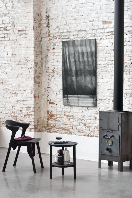 Table d&#039;appoint Bok en chêne noir, Ethnicraft