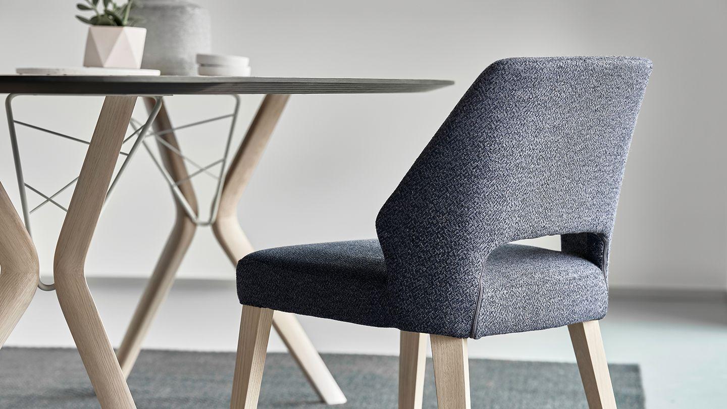 Chaise Lena, Mobitec