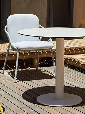Table LEMON avec pied central, Musola