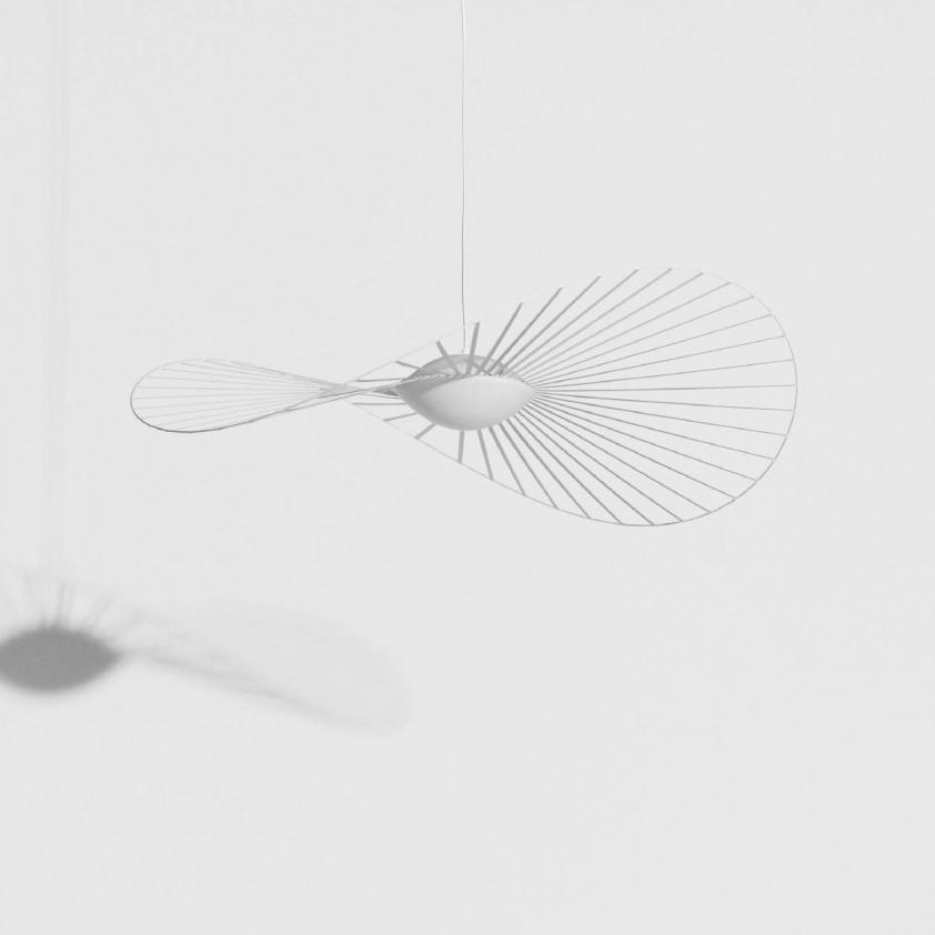 Lustre Nova, Petite Friture