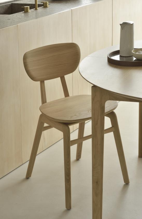 Chaise Pebble en chêne, Ethnicraft