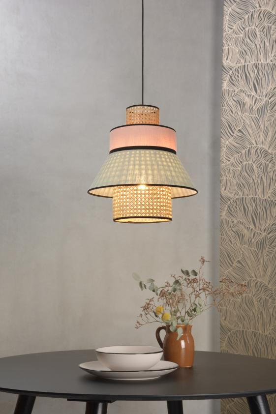 Suspension Singapour Ml , Market set