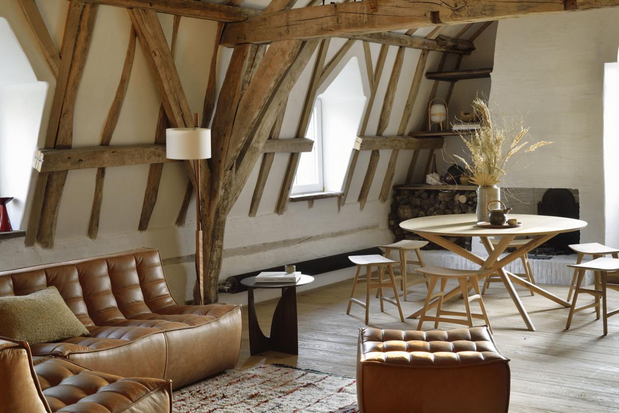 Table d&#039;appoint Geometric en teck - brun, Ethnicraft
