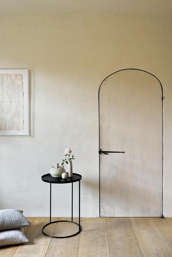 Table d&#039;appoint pour plateau rond, Ethnicraft