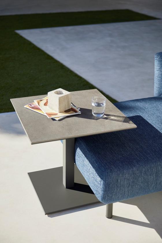 Table basse ICE avec pied central, Musola