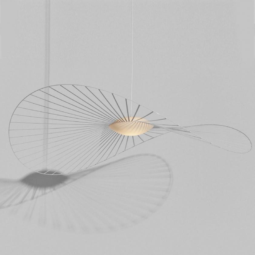 Lustre Nova, Petite Friture