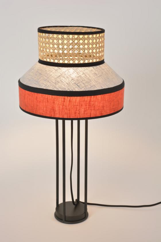Lampe Singapour, Market set