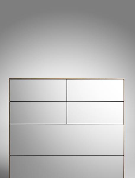 Commodes Lauki, Treku