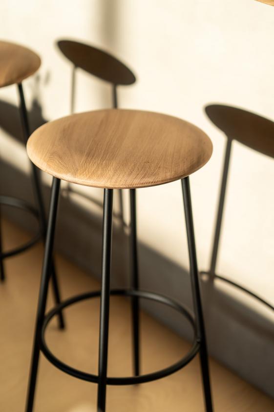Tabouret de bar Baretto en chêne - verni, Ethnicraft