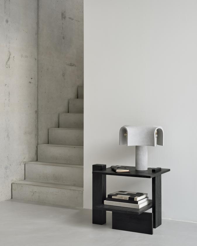 Table d&#039;appoint Abstract en teck, Ethnicraft