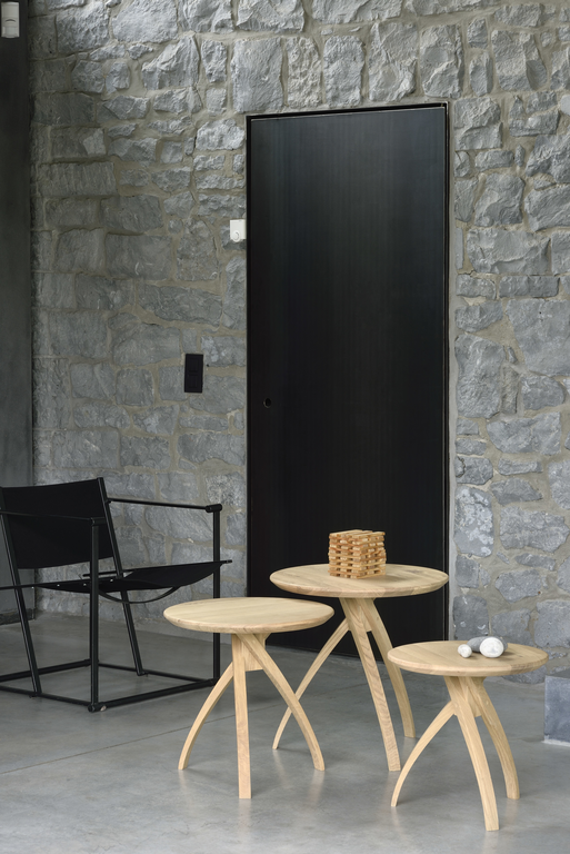 Table d&#039;appoint Twist en chêne, Ethnicraft