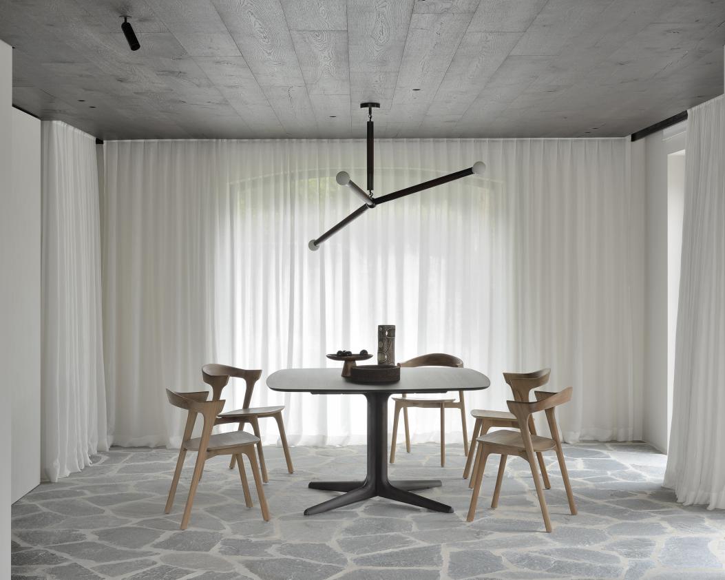 Table Corto en chêne brun, Ethnicraft