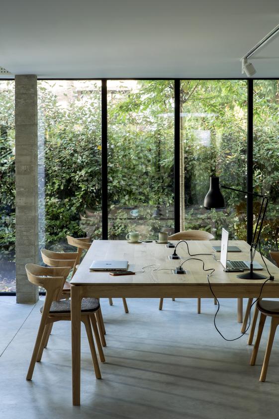 Table de Coworking Bok en chêne, Ethnicraft