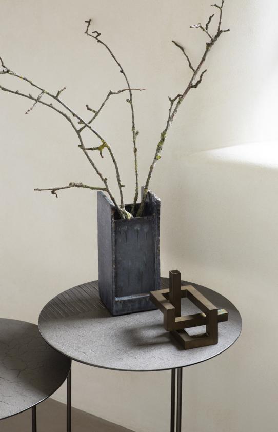 Table d‘appoint Celeste - lava  taupe, Ethnicraft