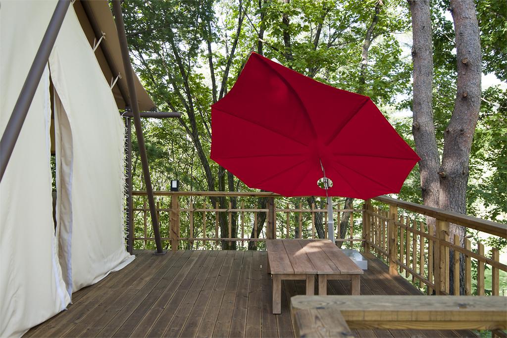 Parasol Icarus inclinable déporté, Umbrosa