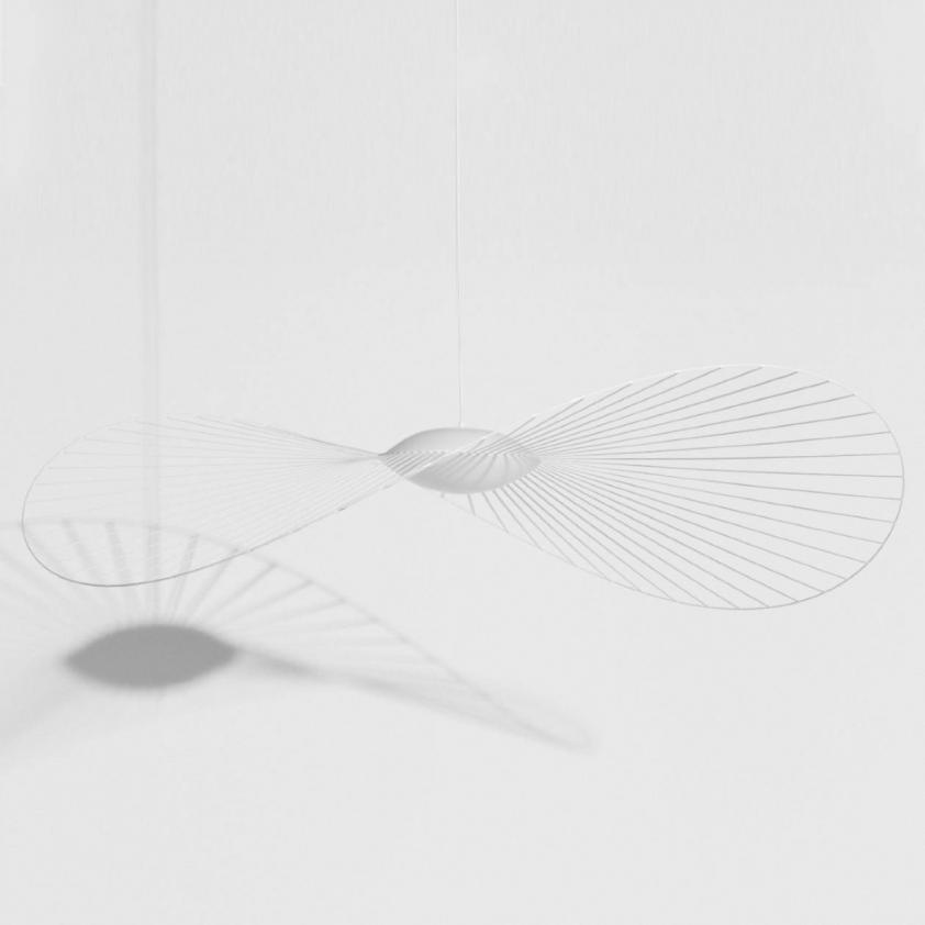 Lustre Nova, Petite Friture