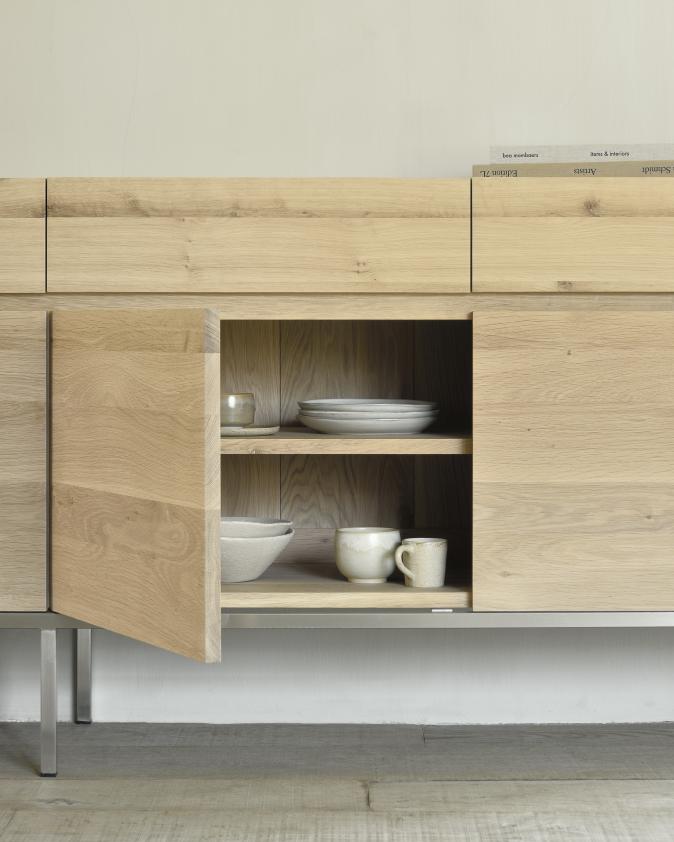 Buffet bas chêne 4 portes Ligna, Ethnicraft