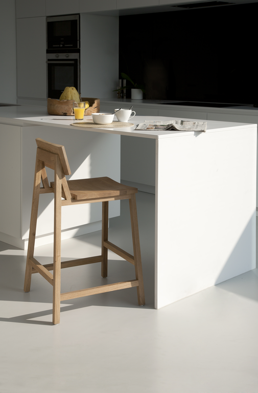 Tabouret de bar N3 en chêne, Ethnicraft