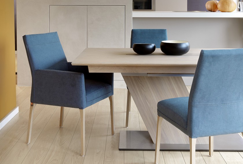 Table LancasterPB4, Mobitec
