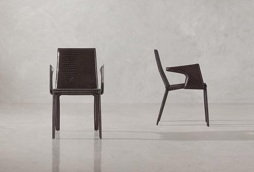Chaise Pharaoh, Airnova