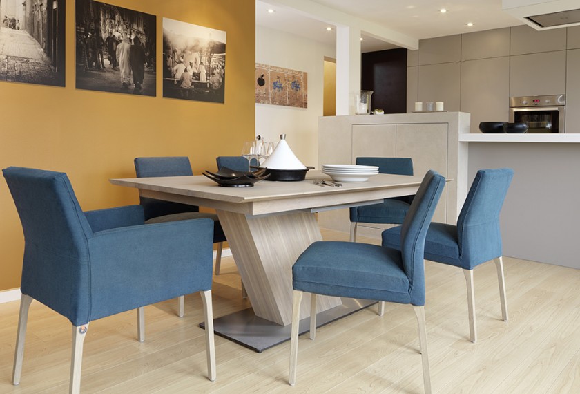 Table LancasterPB4, Mobitec