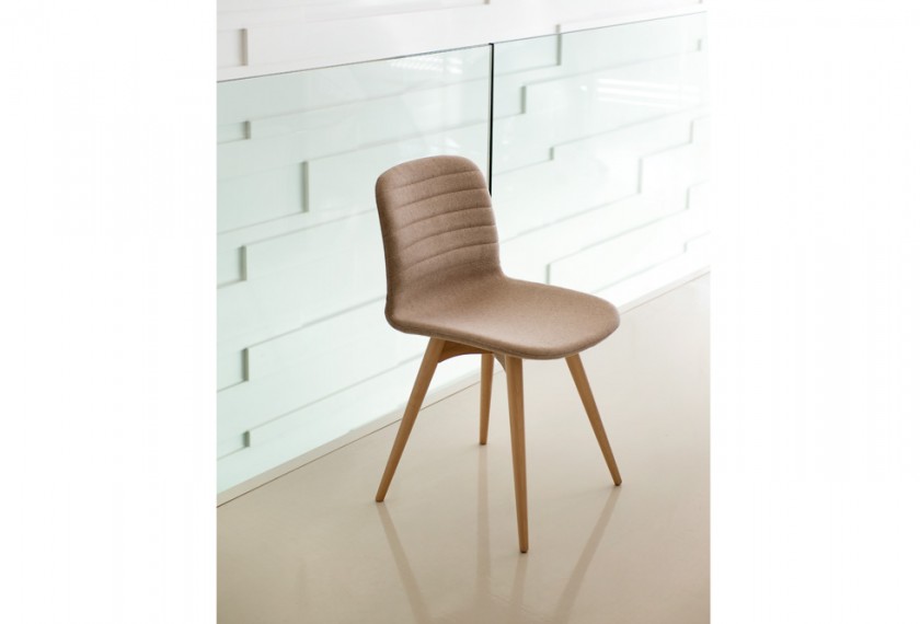 Chaise Liu Midj, Midj