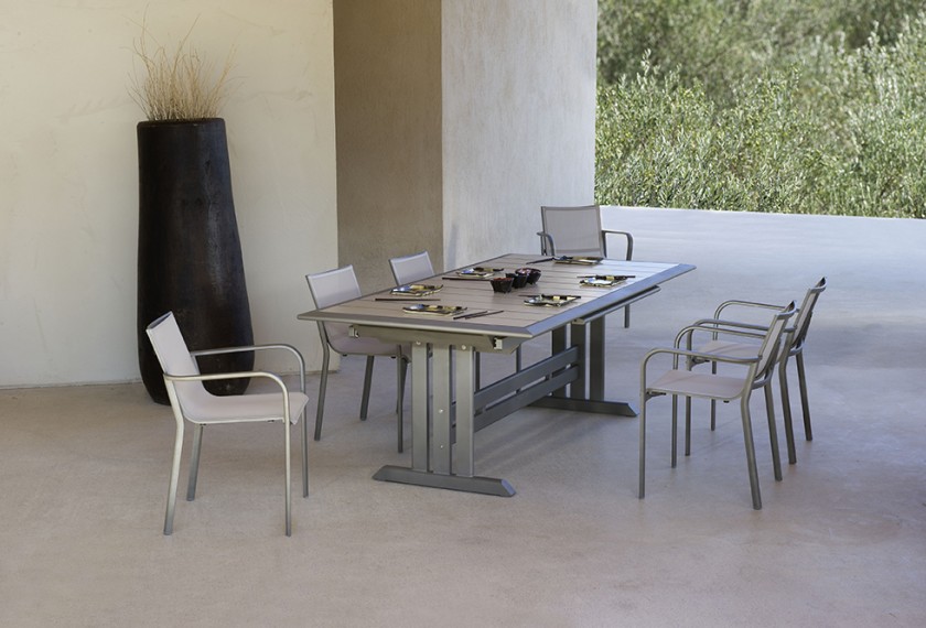 Table Hegoa extensible (pied central), Les Jardins 