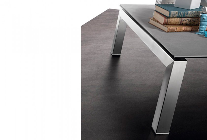 Table basse Julia, Mobliberica