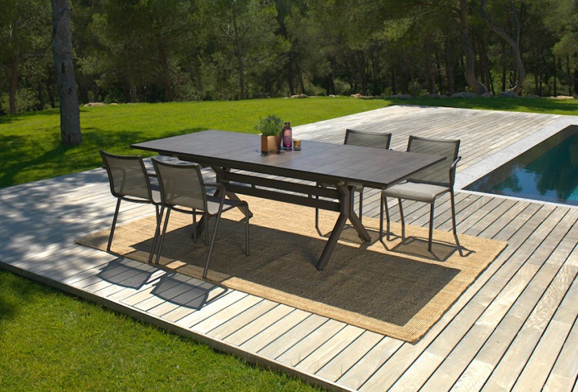 Chaise Hegoa, Les Jardins 