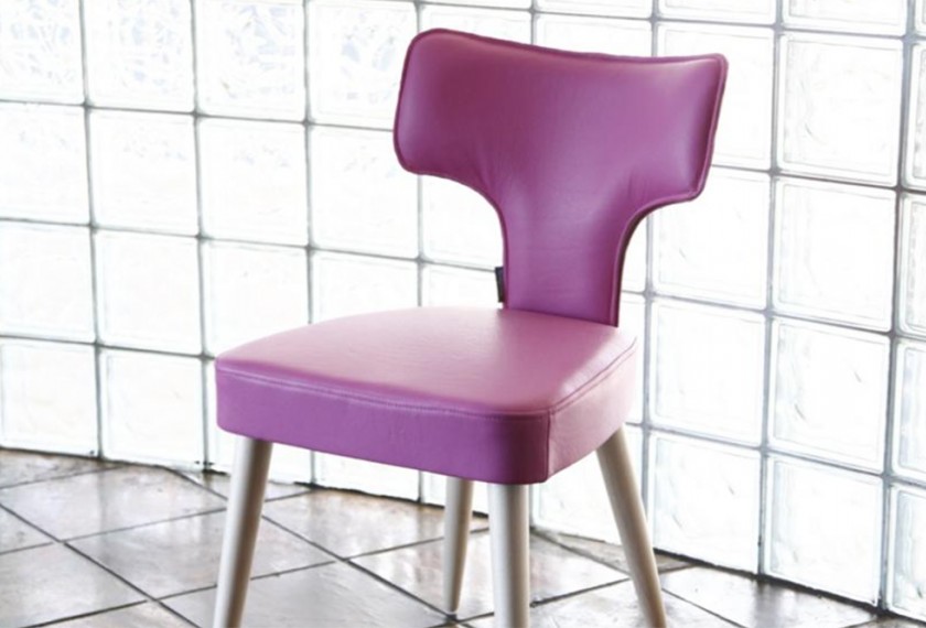 Chaise Mili &amp; Lalo, Fama
