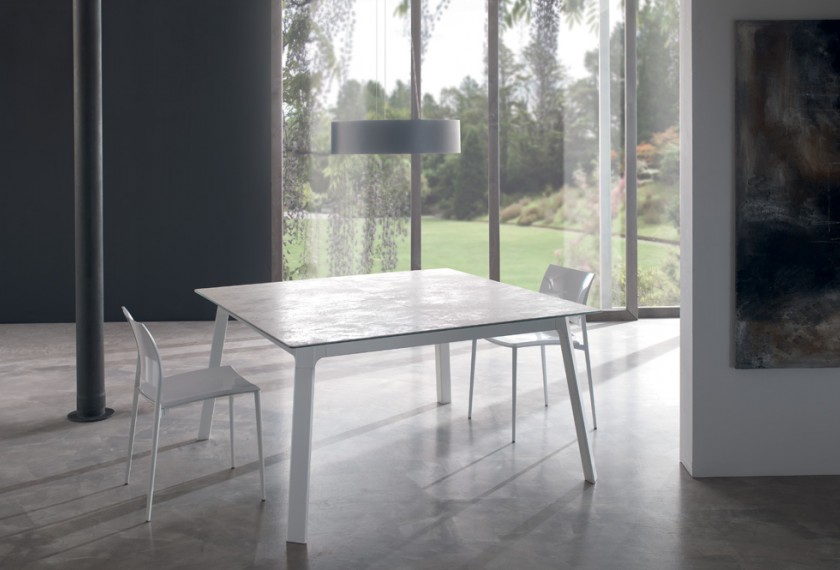 Table Albatros, Dexo